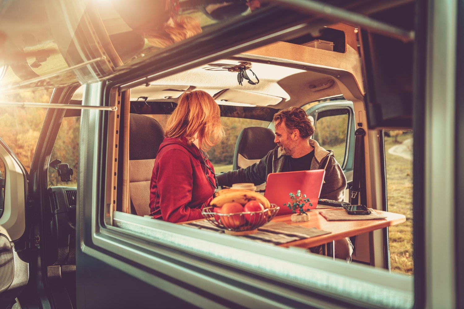 Interface de gestion d'entretien pour van et camping-car avec rappels automatiques